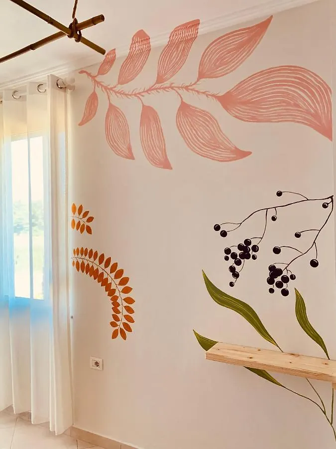 Family Tree - Quiet Area - Self Check In Aparthotel Golem