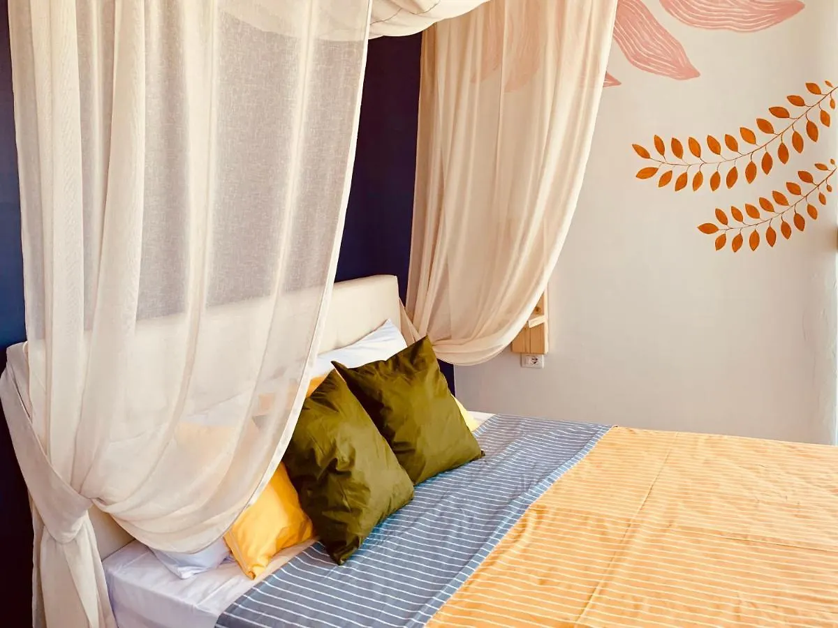 Aparthotel Family Tree - Quiet Area - Self Check In Golem  Albania