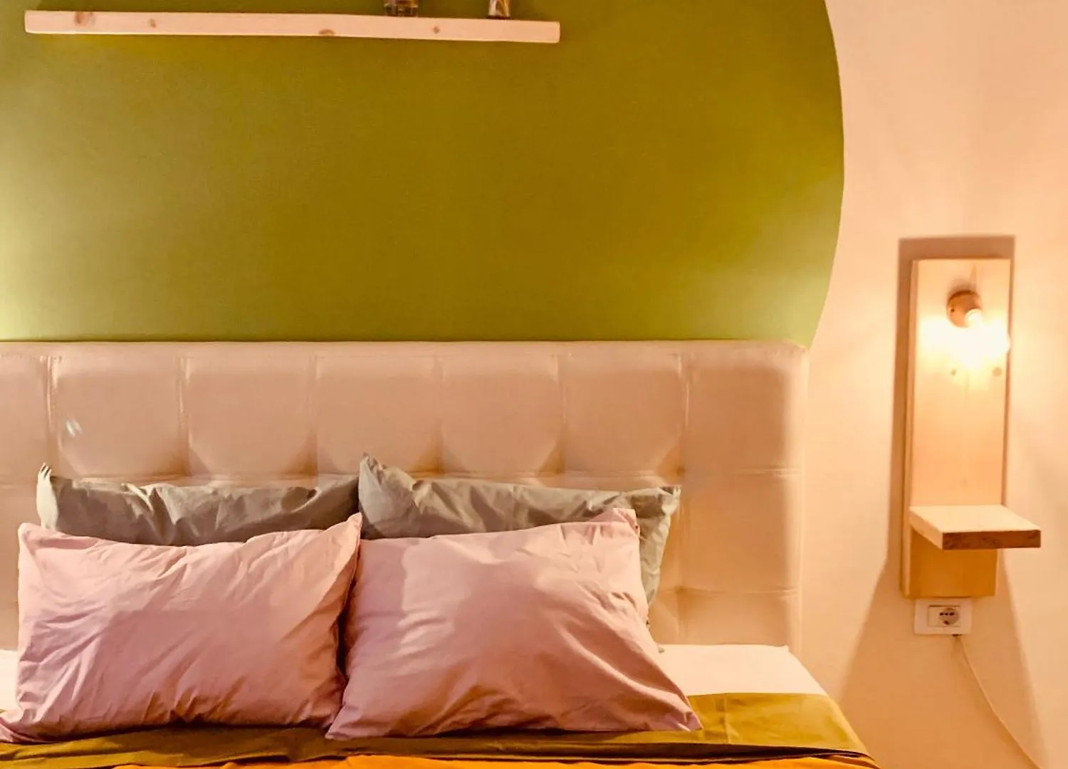 Family Tree - Quiet Area - Self Check In Aparthotel Golem   Golem (Tirana)